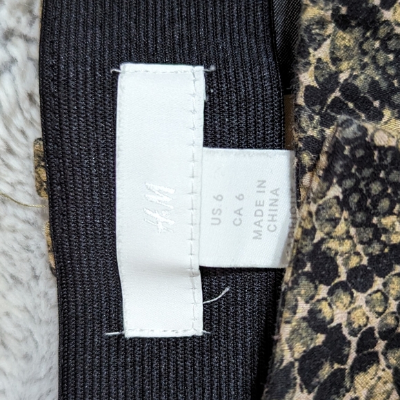 Snake print pants - Picture 2 of 3